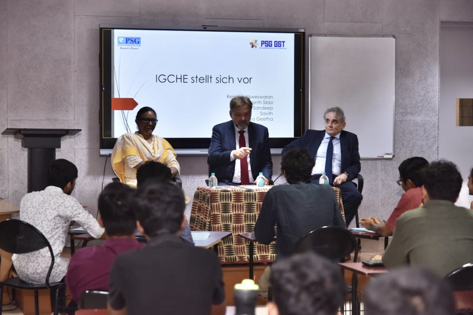 95539EAB-421E-46C9-889C-76FCF90D12B7_1_201_a